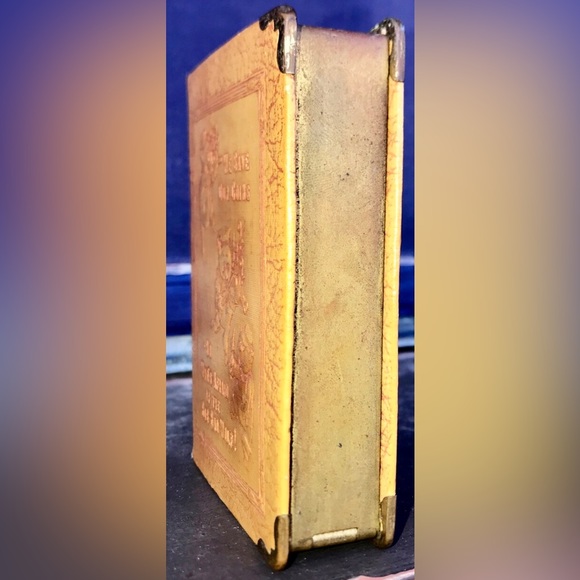 Vintage 1923 Zell 3 Little Pigs So Who’s Afraid of the BIG BAD WOLF Coin Bank - Picture 3 of 8